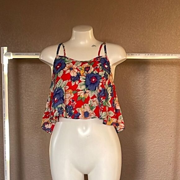 Foreign Exchange floral crop top size small - Picture 1 of 6